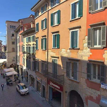 Apartment Zona Pedonale Charme Vintage A